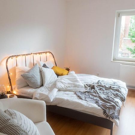 Grosse 3 Zimmer Wohnung Mit Netflix In Zentraler Lage Erfurt Eksteriør bilde